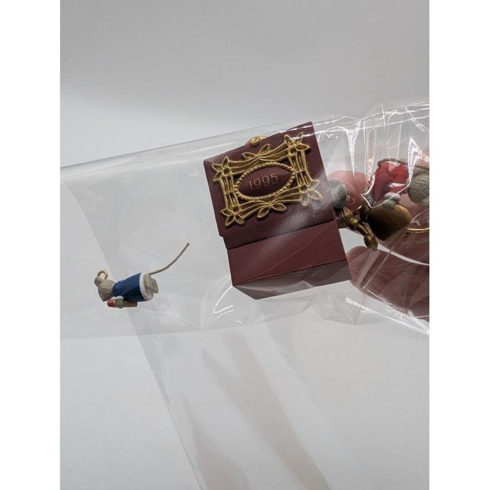 Vtg Hallmark Ornament Miniatures Tiny Treasures Mice Jewelry Box Set 4 Makeup - Picture 4 of 5